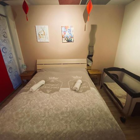 شقة Flat For Up To 4 People In Dresden-Striesen المظهر الخارجي الصورة